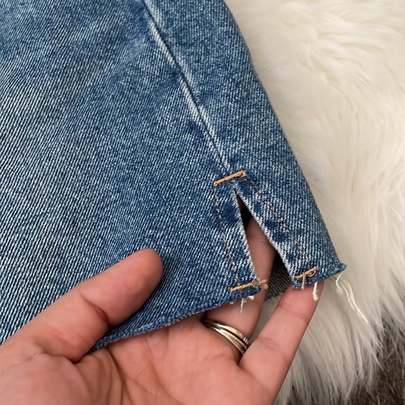 BlankNYC Mom Denim Shorts - Picture 7 of 9